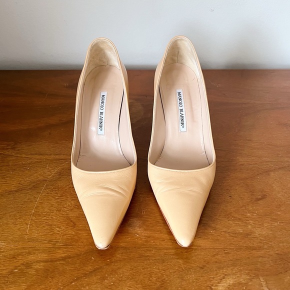 Manolo Blahnik • BB Pumps leather heels nude beige pointed toe mid stiletto - Picture 2 of 8